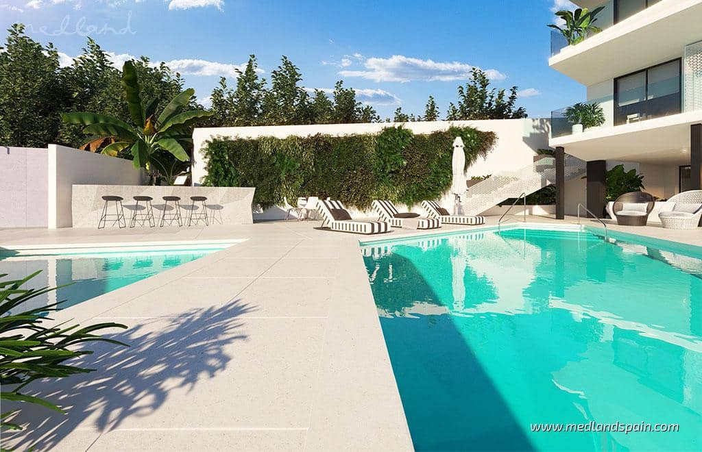 3 soveværelse Lejlighed til salg i Fuengirola med swimmingpool garage - € 1.655.000 (Ref: 9446168)