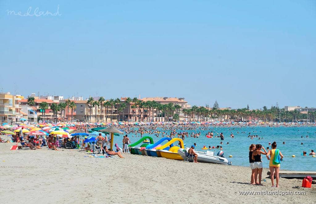 Apartamento de 3 habitaciones en Los Alcázares en venta con piscina garaje - 465.000 € (Ref: 9450374)