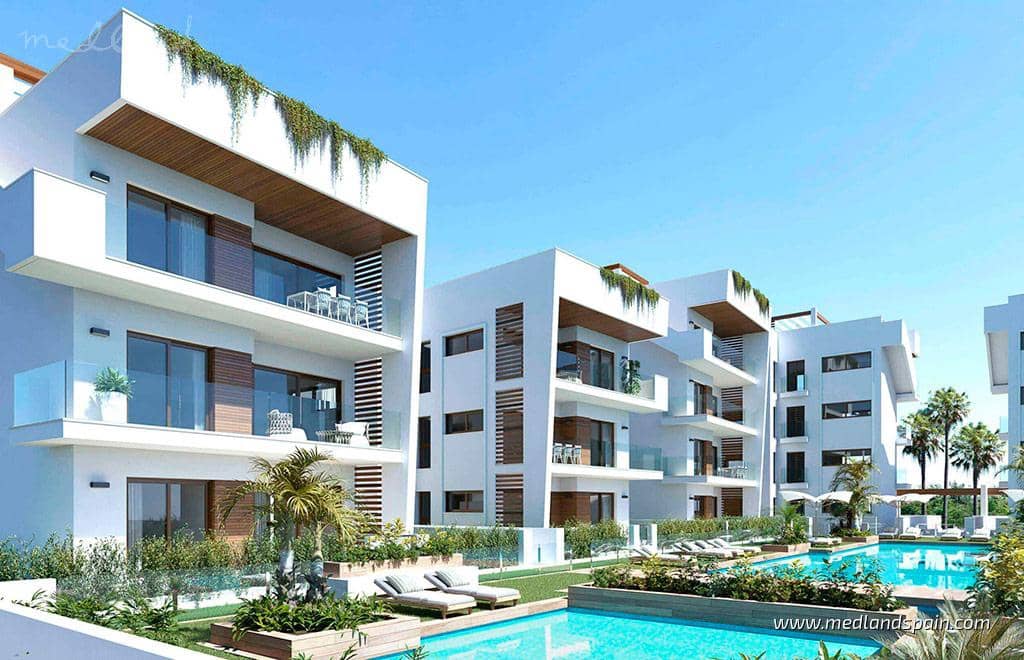 3 sypialnia Apartament na sprzedaż w Los Alcazares z basenem garażem - 399 000 € (Ref: 9450377)