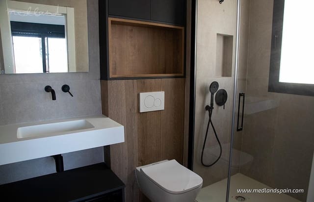 2 makuuhuone Huoneisto myytävänä paikassa Condado de Alhama, Alhama de Murcia mukana uima-altaan 
autotalli - 208 425 € (Ref: 9468282)