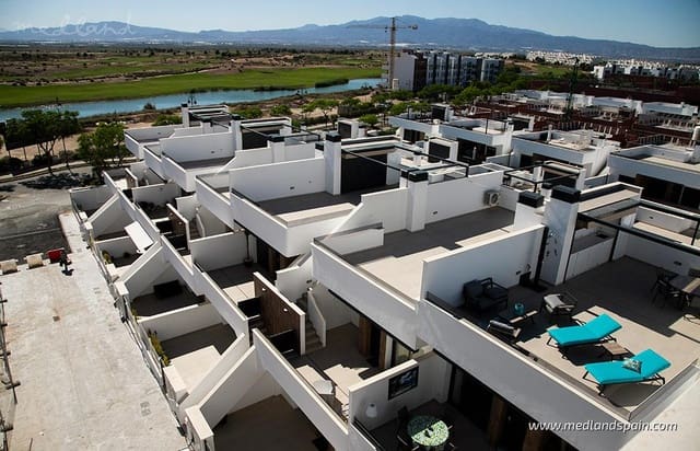2 makuuhuone Huoneisto myytävänä paikassa Condado de Alhama, Alhama de Murcia mukana uima-altaan 
autotalli - 208 425 € (Ref: 9468282)