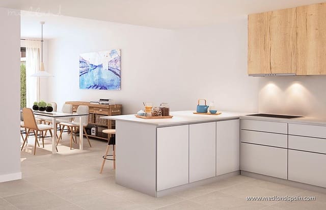 4 makuuhuone Omakotitalo myytävänä paikassa Sotogrande Alto, San Roque mukana uima-altaan 
autotalli - 549 000 € (Ref: 9485207)