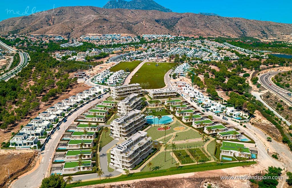 2 bedroom Apartment for sale in Finestrat with pool garage - € 440,000 (Ref: 9508645)