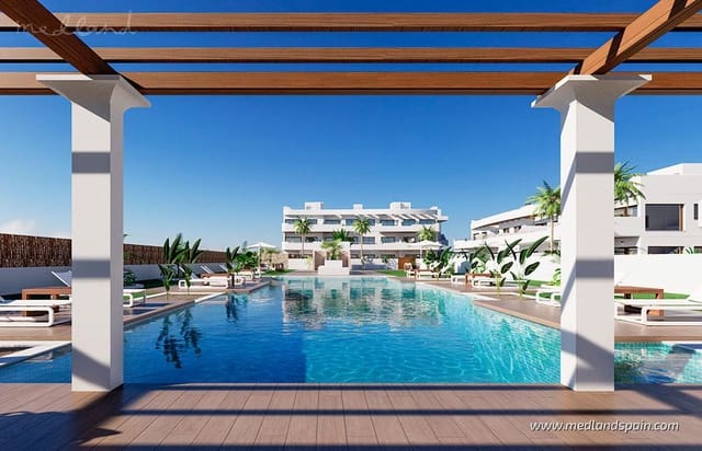 3 quarto Apartamento para venda em Las Lomas de Rame - Bahía Bella, Los Alcázares com piscina garagem - 339 900 € (Ref: 9524173)