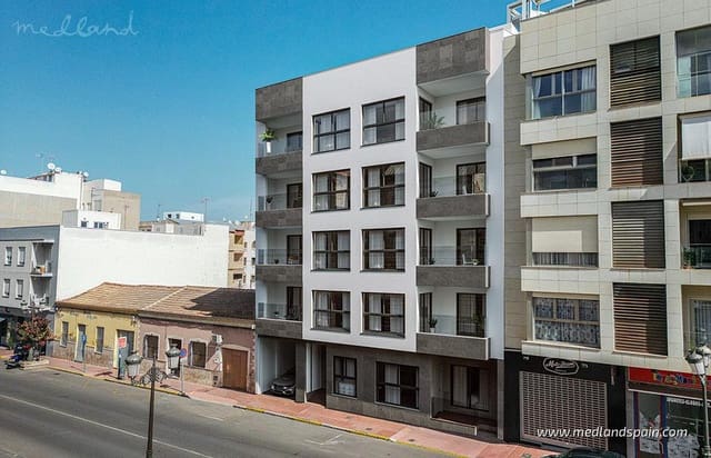 3 makuuhuone Huoneisto myytävänä paikassa Zona Pueblo, Guardamar del Segura mukana uima-altaan - 335 000 € (Ref: 9527606)