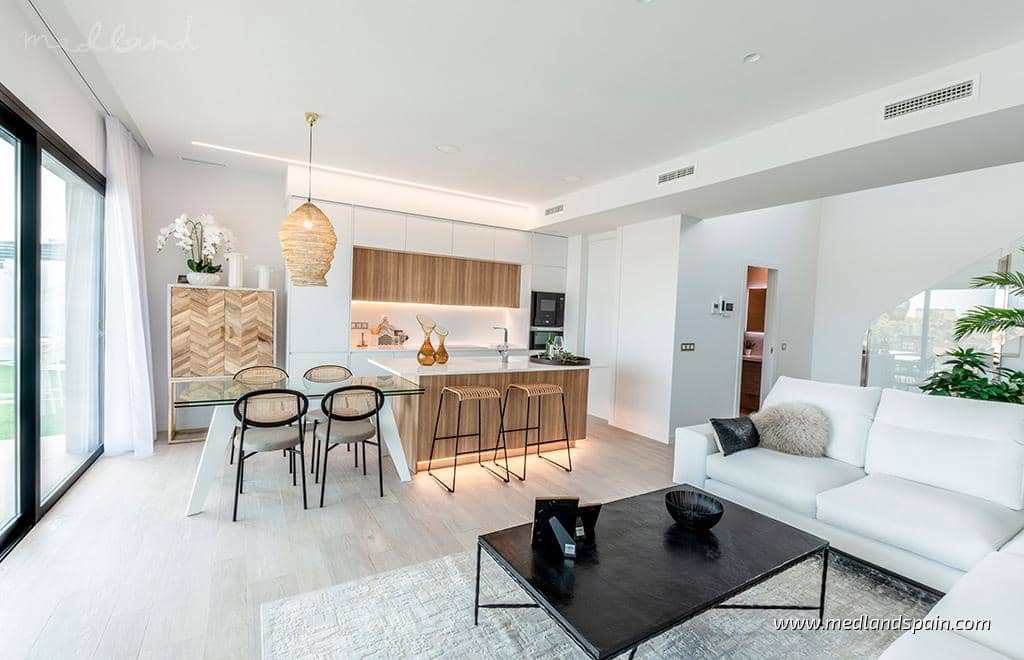 4 makuuhuone Huvila myytävänä paikassa Finestrat mukana 
autotalli - 875 000 € (Ref: 9530178)