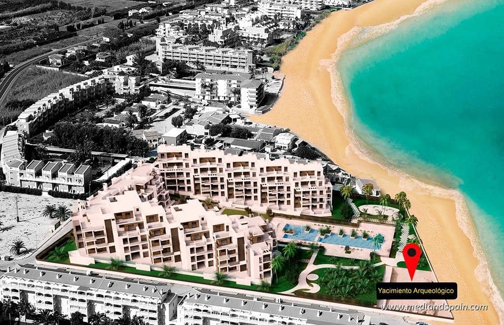 2 slaapkamer Appartement te koop in Denia met zwembad - € 525.000 (Ref: 9530179)