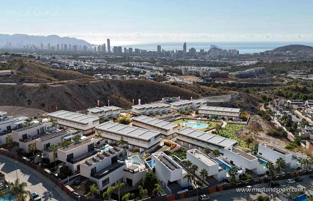 3 quarto Casa em Banda para venda em Finestrat com piscina garagem - 455 000 € (Ref: 9535662)