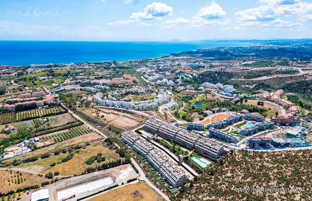 3 sypialnia Apartament na sprzedaż w Estepona z basenem garażem - 519 000 € (Ref: 9561560)