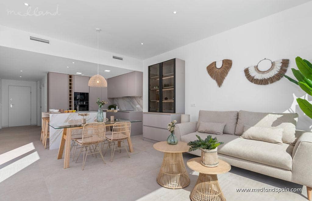 3 quarto Moradia para venda em Los Alcazares com piscina garagem - 559 900 € (Ref: 9565019)