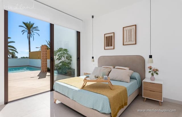 3 quarto Moradia para venda em Las Lomas de Rame - Bahía Bella, Los Alcázares com piscina garagem - 559 900 € (Ref: 9565019)