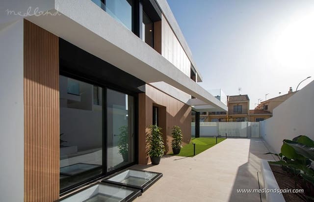 3 sypialnia Willa na sprzedaż w Torre de la Horadada, Pilar de la Horadada z basenem garażem - 599 900 € (Ref: 9568403)