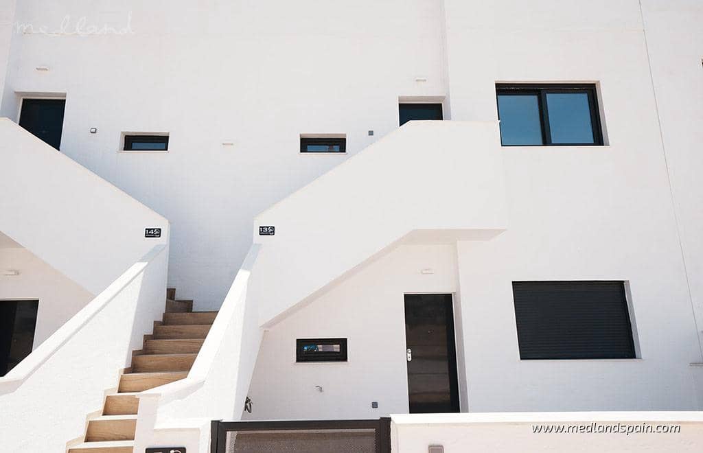 2 slaapkamer Appartement te koop in Finestrat met zwembad - € 369.900 (Ref: 9594842)