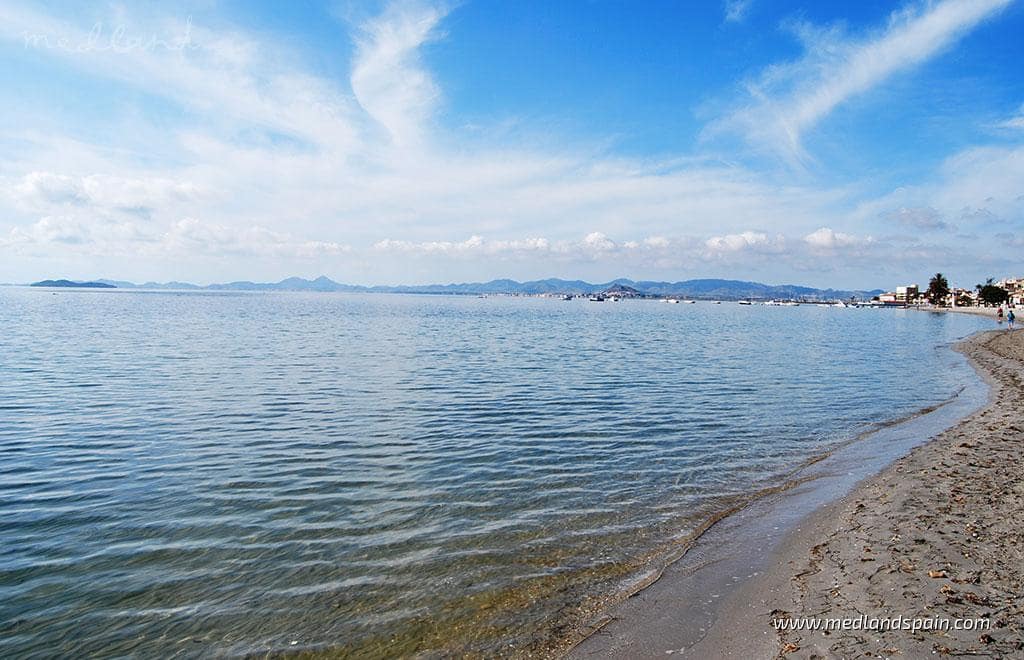 3 quarto Moradia para venda em Los Alcazares com piscina garagem - 590 000 € (Ref: 9594846)