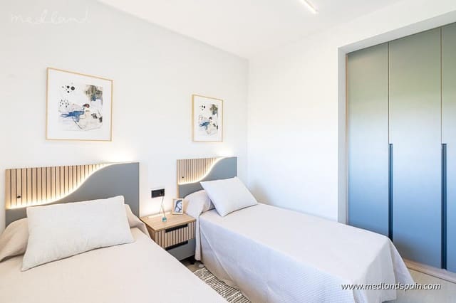 3 slaapkamer Appartement te koop in Guardamar del Segura met zwembad garage - € 301.000 (Ref: 9599243)