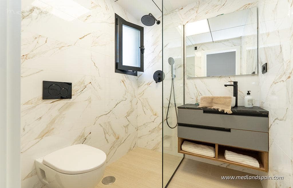 2 slaapkamer Appartement te koop in Guardamar del Segura met zwembad garage - € 249.000 (Ref: 9599246)