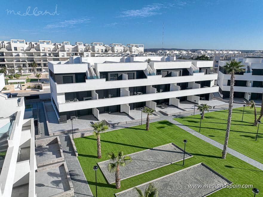 2 quarto Apartamento para venda em Guardamar del Segura com piscina garagem - 249 000 € (Ref: 9599246)