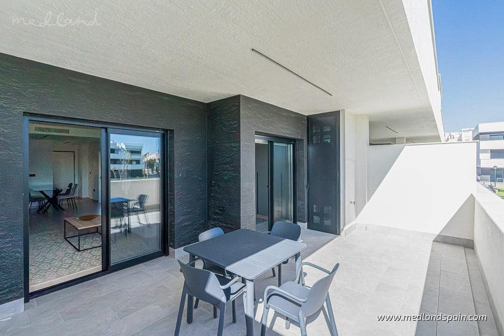 2 slaapkamer Appartement te koop in Guardamar del Segura met zwembad garage - € 222.000 (Ref: 9599248)