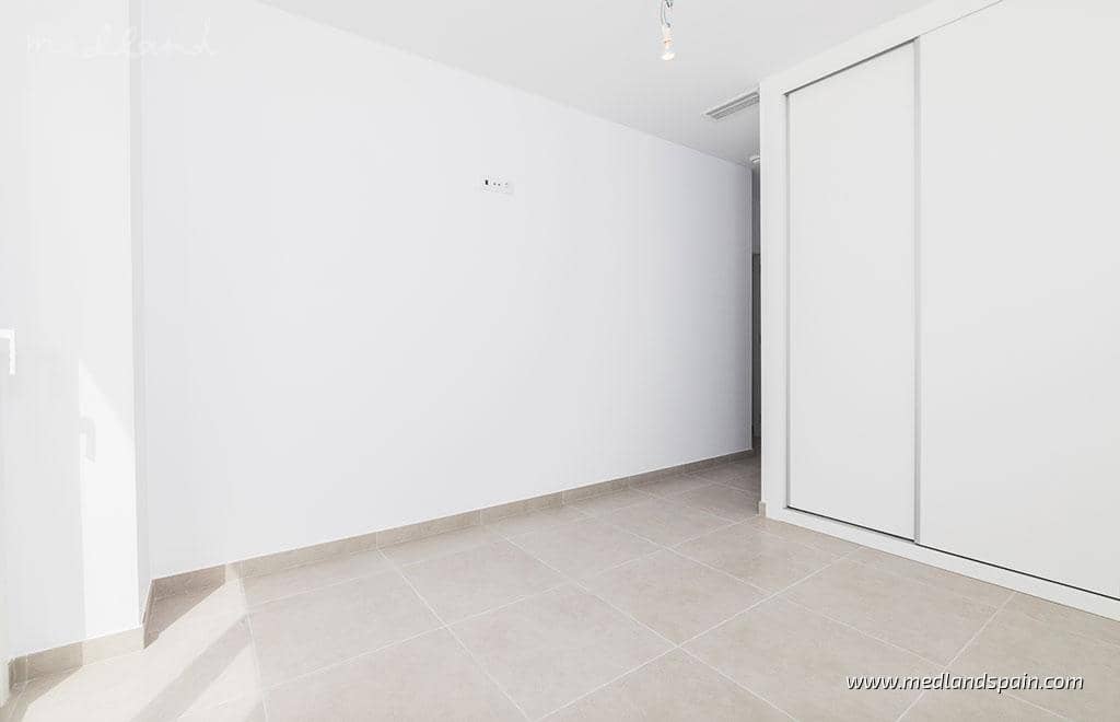 3 sypialnia Willa na sprzedaż w Polop z basenem garażem - 585 000 € (Ref: 9599249)