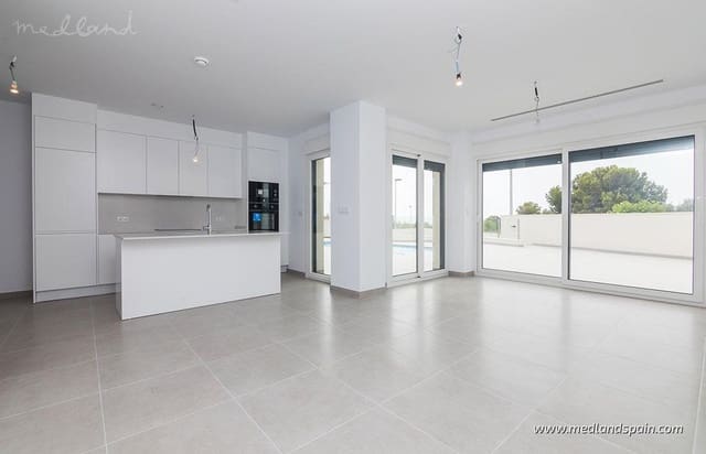 3 sypialnia Willa na sprzedaż w Polop z basenem garażem - 585 000 € (Ref: 9599249)