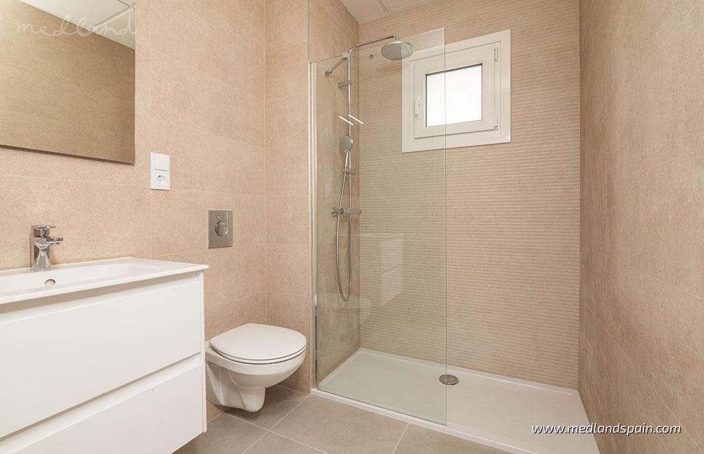 3 sypialnia Willa na sprzedaż w Polop z basenem garażem - 585 000 € (Ref: 9599249)