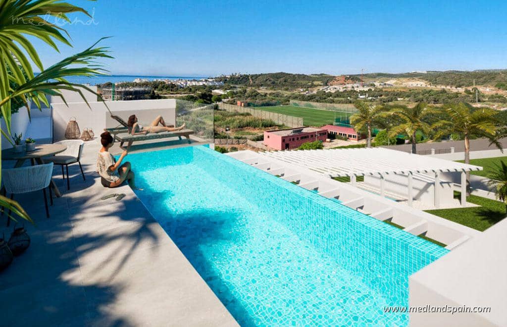 3 soverom Leilighet til salgs i Estepona med svømmebasseng garasje - € 1 100 000 (Ref: 9604828)