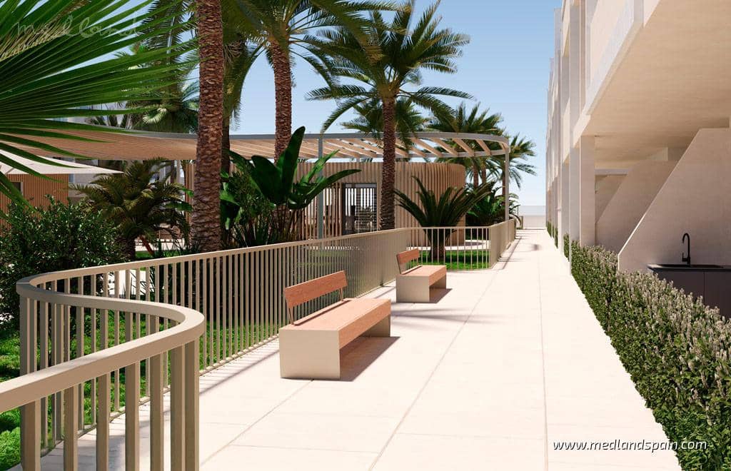Apartamento de 2 habitaciones en San Cayetano en venta con piscina garaje - 226.900 € (Ref: 9604830)