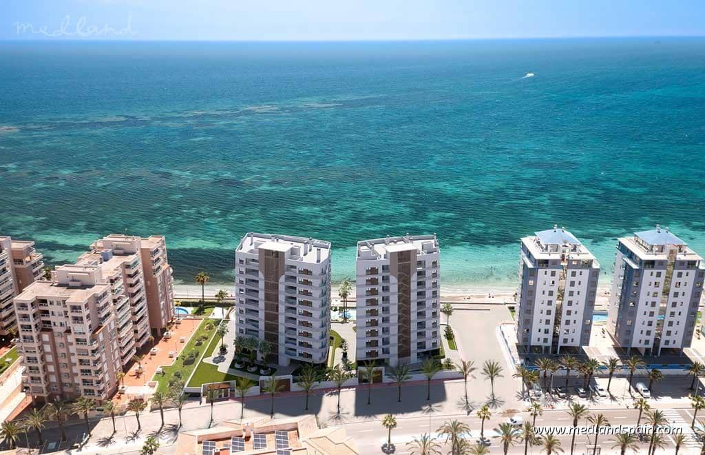 3 makuuhuone Huoneisto myytävänä paikassa La Manga del Mar Menor mukana uima-altaan 
autotalli - 519 000 € (Ref: 9611387)