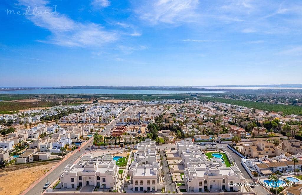 3 chambre Appartement à vendre à Ciudad Quesada avec piscine garage - 380 540 € (Ref: 9611389)