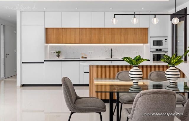 3 makuuhuone Huvila myytävänä paikassa Ciudad Quesada, Rojales mukana uima-altaan 
autotalli - 766 380 € (Ref: 9611390)