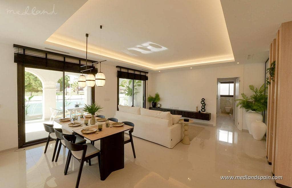 3 makuuhuone Huvila myytävänä paikassa Ciudad Quesada mukana uima-altaan 
autotalli - 871 162 € (Ref: 9611391)