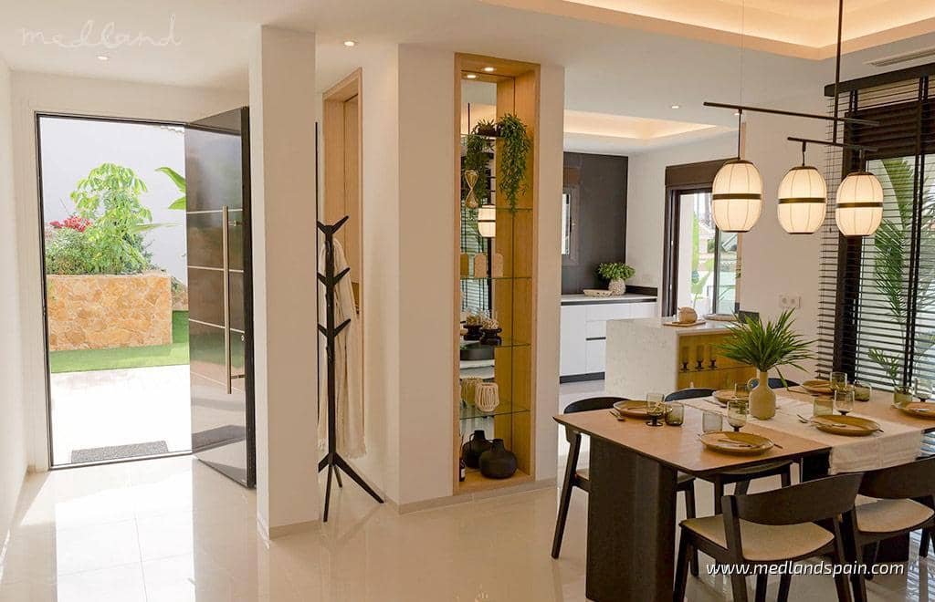 3 makuuhuone Huvila myytävänä paikassa Ciudad Quesada mukana uima-altaan 
autotalli - 871 162 € (Ref: 9611391)