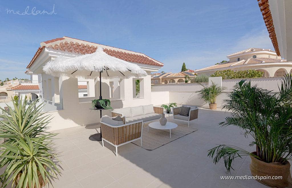3 quarto Moradia para venda em Ciudad Quesada com piscina garagem - 871 162 € (Ref: 9611391)