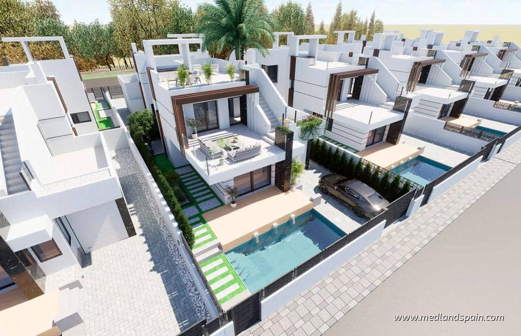 3 bedroom Villa for sale in Los Alcazares with pool garage - € 587,000 (Ref: 9615337)