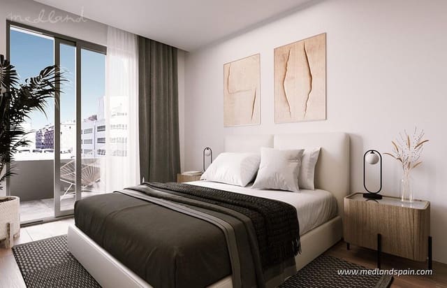 3 Zimmer Apartment zu verkaufen in Las Piscinas Naturales, Torrevieja mit Pool - 245.000 € (Ref: 9615341)