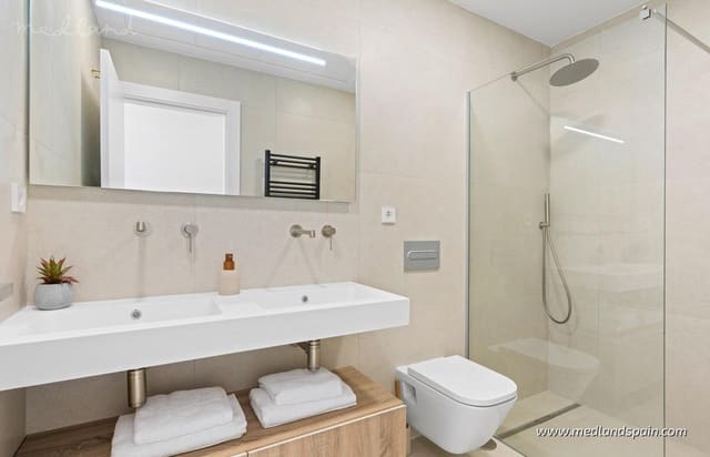 3 sypialnia Willa na sprzedaż w Las Lomas de Rame - Bahía Bella, Los Alcázares z basenem garażem - 499 900 € (Ref: 9655842)