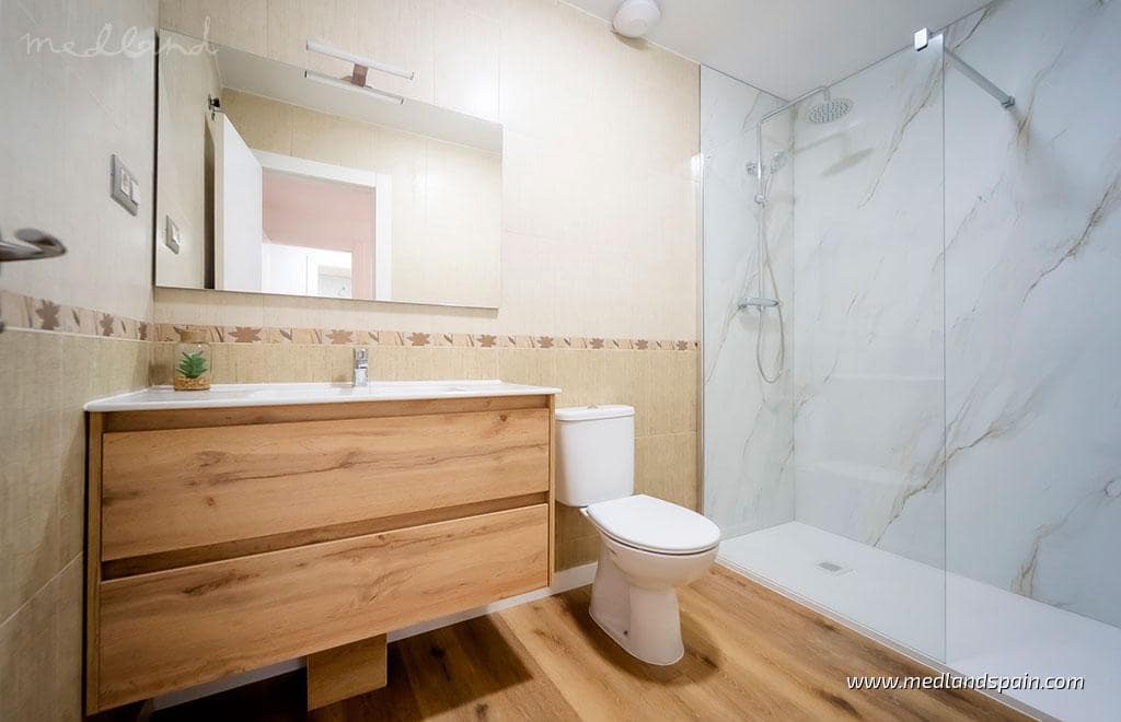 2 bedroom Apartment for sale in Cuevas del Almanzora with pool garage - € 118,900 (Ref: 9679659)