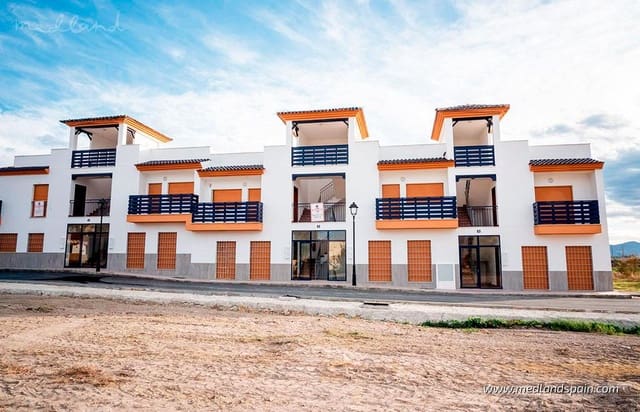 Apartamento de 2 habitaciones en Cuevas del Almanzora en venta con piscina garaje - 129.900 € (Ref: 9679660)