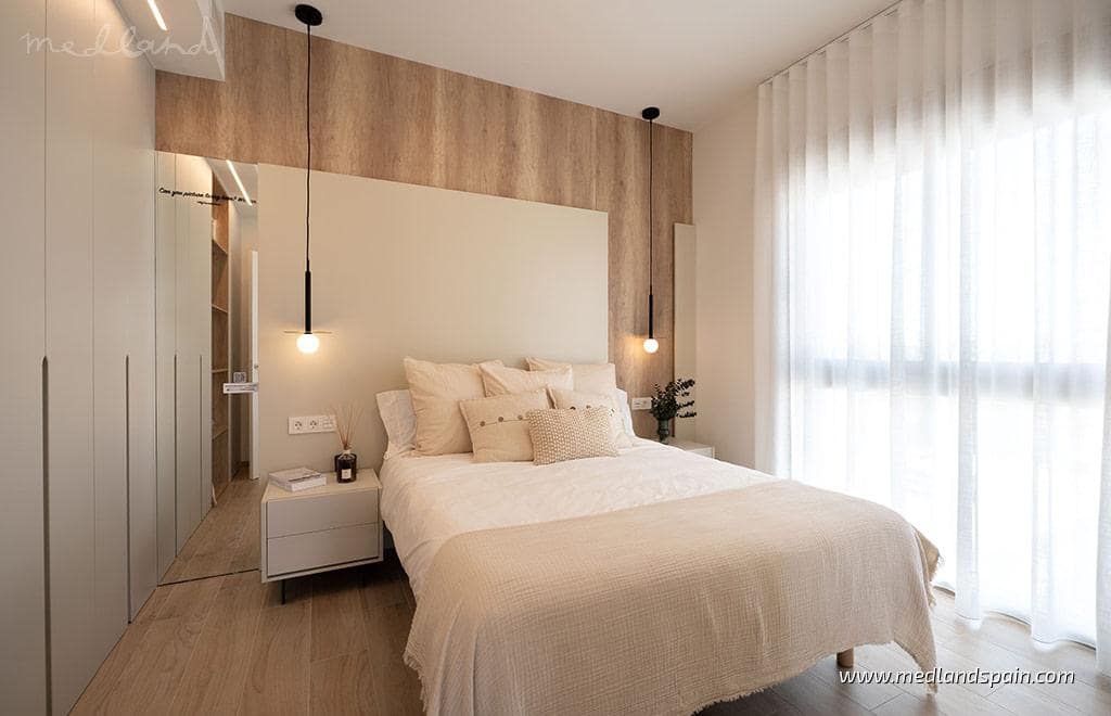 3 sypialnia Dom na sprzedaż w Los Alcazares z basenem garażem - 630 000 € (Ref: 9686247)