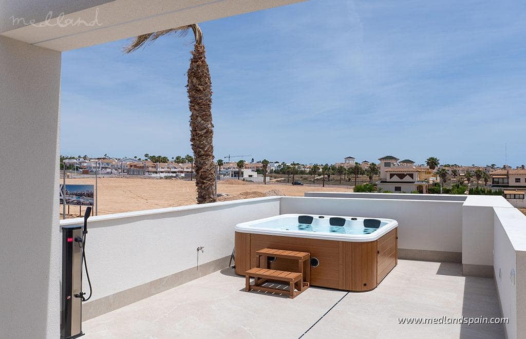 3 camera da letto Villa in vendita in Los Alcazares con piscina garage - 469.000 € (Rif: 9686248)