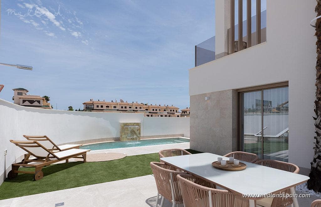 3 camera da letto Villa in vendita in Los Alcazares con piscina garage - 469.000 € (Rif: 9686248)