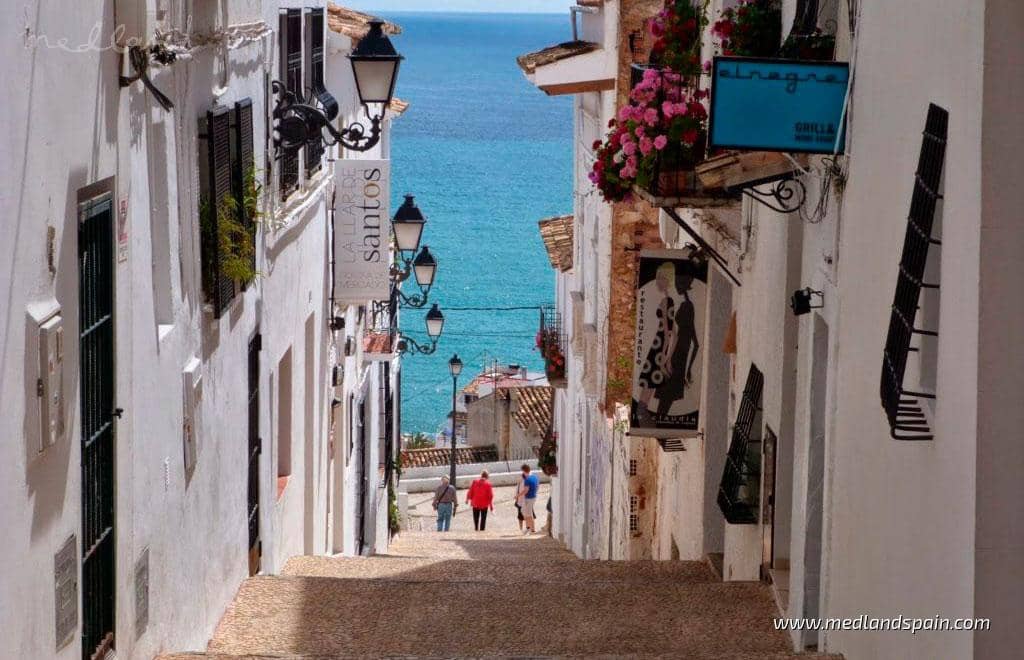 4 soveværelse Villa til salg i Altea med swimmingpool garage - € 2.135.000 (Ref: 9686249)