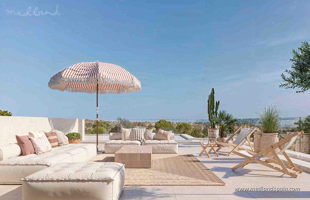 3 bedroom Villa for sale in Dehesa de Campoamor with pool garage - € 1,395,000 (Ref: 9695145)