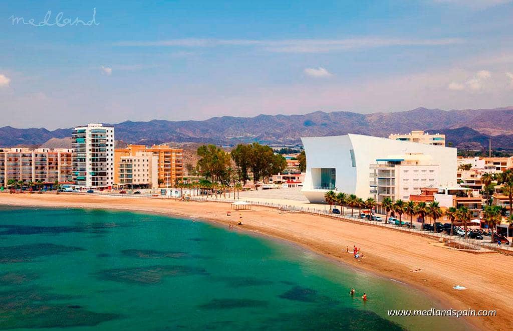 4 bedroom Villa for sale in Aguilas with pool garage - € 399,000 (Ref: 9695147)