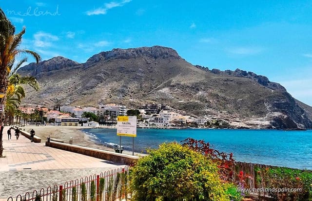 4 bedroom Villa for sale in Las Majadas - Las Molinetas - Labradorcico, Aguilas with pool garage - € 399,000 (Ref: 9695147)