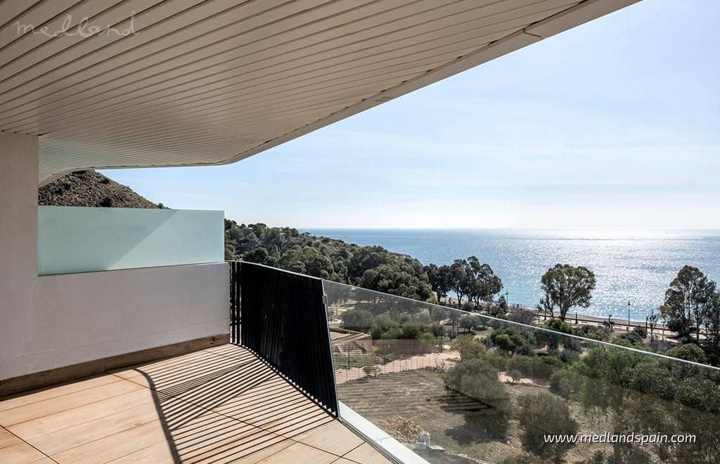 3 bedroom Apartment for sale in La Villajoyosa / Vila Joiosa with pool - € 830,000 (Ref: 9711237)