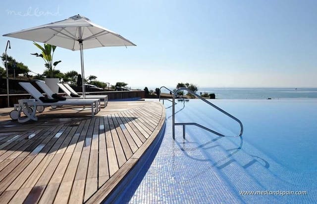 3 sovrum Villa till salu i Las Colinas Golf, Orihuela med pool garage - 1 150 000 € (Ref: 9714675)