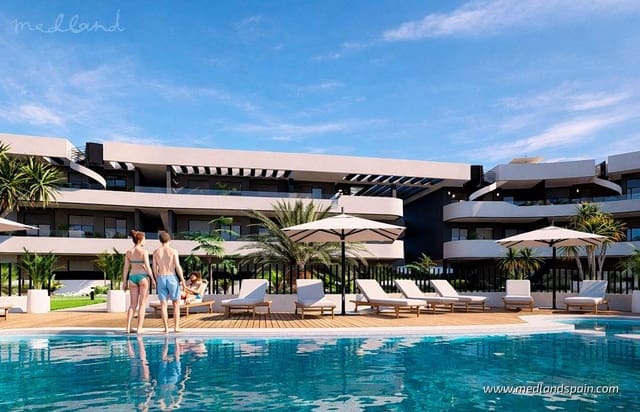 2 bedroom Apartment for sale in Los Alcázares with pool garage - € 389,900 (Ref: 9741696)