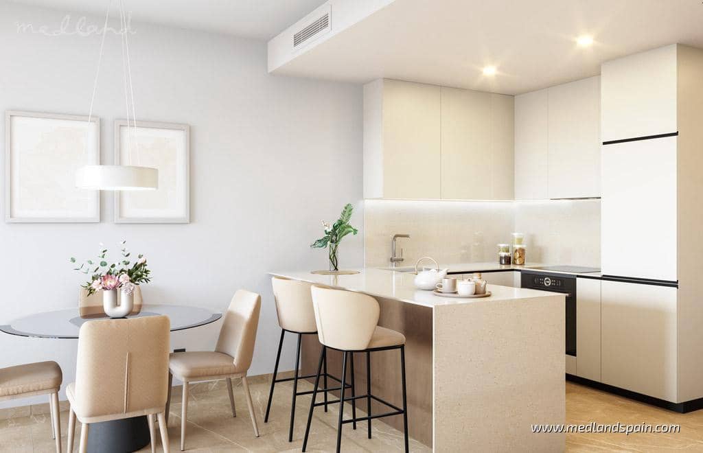 3 makuuhuone Huoneisto myytävänä paikassa Los Alcazares mukana uima-altaan 
autotalli - 369 000 € (Ref: 9758843)