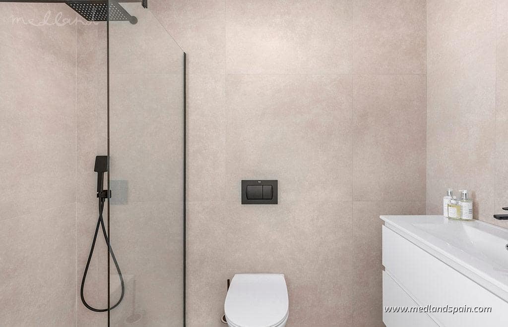 3 slaapkamer Villa te koop in Los Alcazares met zwembad garage - € 489.000 (Ref: 9761909)